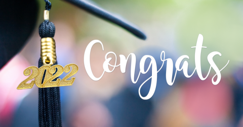 Graduation cap with 2022 chain and Congrats written alongside