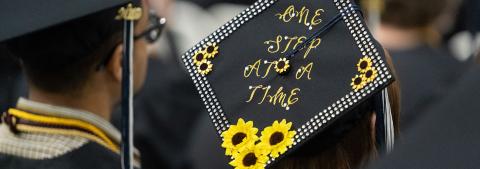 Decorated cap with flowers